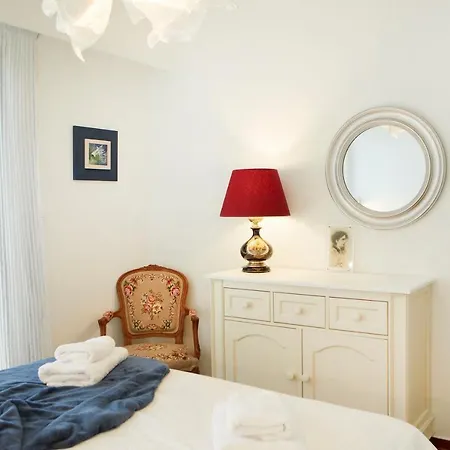 Luxury With Exceptional View Apartment